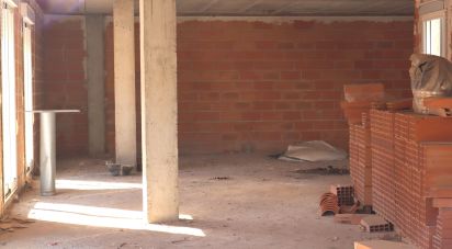 Edificio de 1.375 m² en Pego (03780)