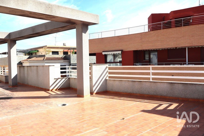 Edificio de 1.375 m² en Pego (03780)