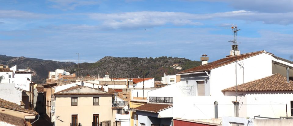 Edificio de 1.375 m² en Pego (03780)