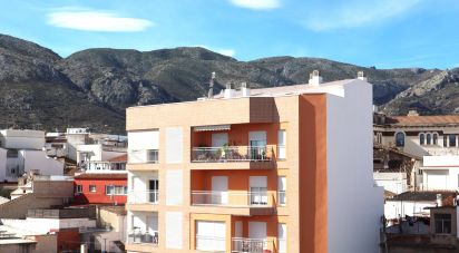 Edificio de 1.375 m² en Pego (03780)