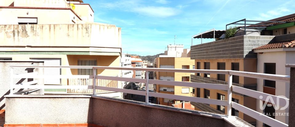 Edificio de 1.375 m² en Pego (03780)