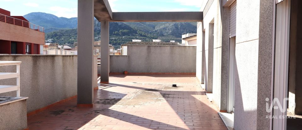 Edificio de 1.375 m² en Pego (03780)