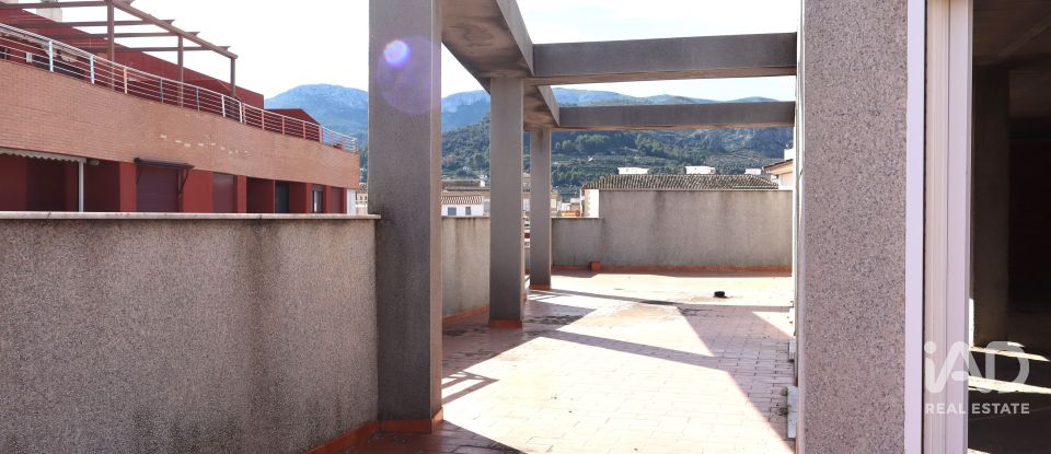 Edificio de 1.375 m² en Pego (03780)