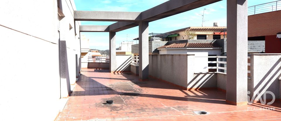 Edificio de 1.375 m² en Pego (03780)