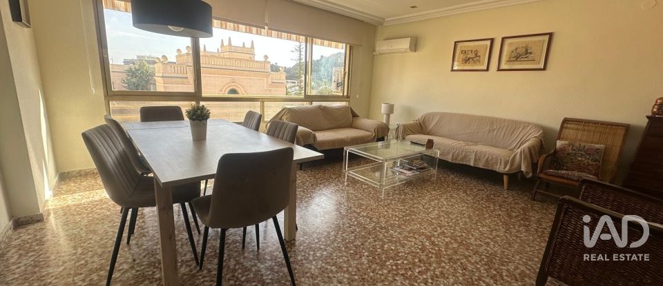 Pis 3 habitacions de 102 m² a Alicante/Alacant (03013)