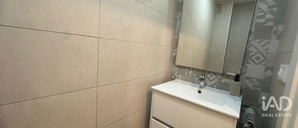 Pis 3 habitacions de 102 m² a Alicante/Alacant (03013)