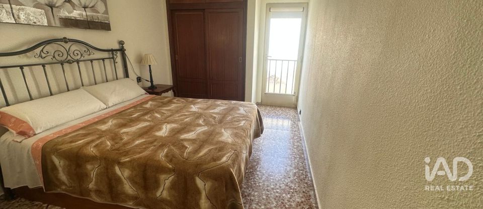 Pis 3 habitacions de 102 m² a Alicante/Alacant (03013)