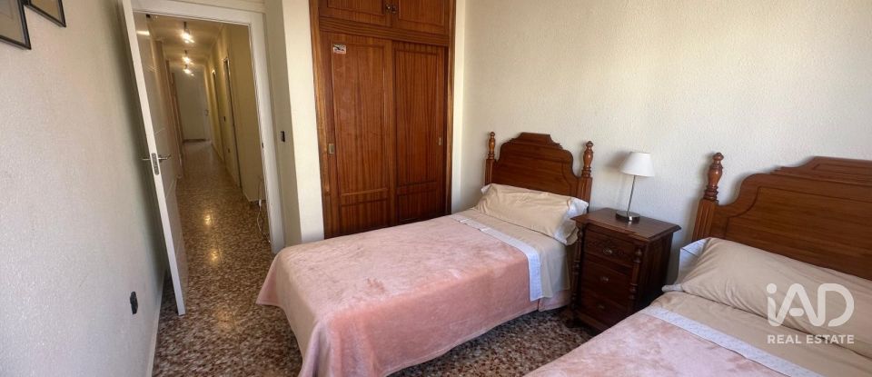 Pis 3 habitacions de 102 m² a Alicante/Alacant (03013)