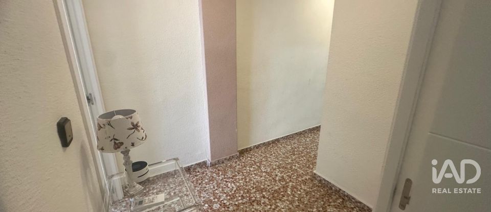 Pis 3 habitacions de 102 m² a Alicante/Alacant (03013)