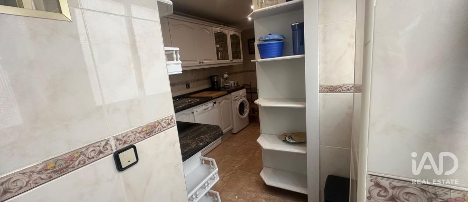 Pis 3 habitacions de 102 m² a Alicante/Alacant (03013)