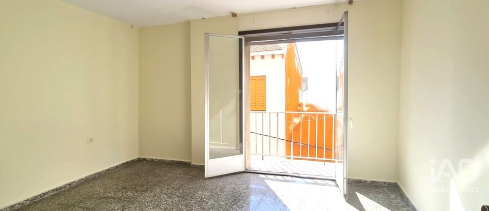 Pis 3 habitacions de 137 m² a Oliva (46780)