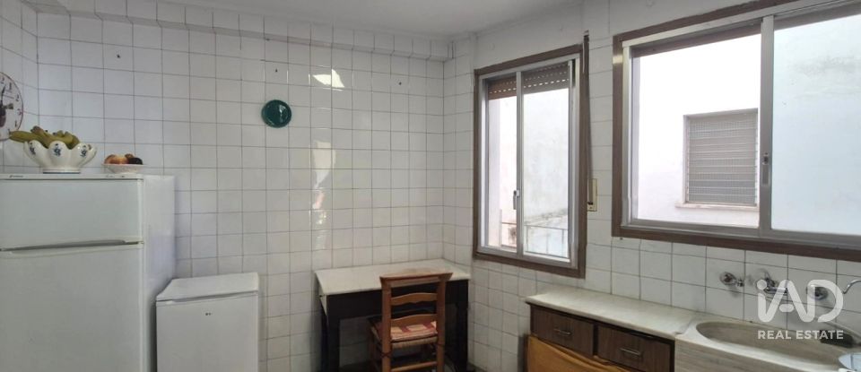 Pis 3 habitacions de 137 m² a Oliva (46780)