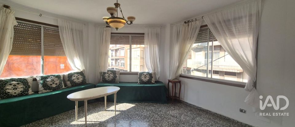 Pis 3 habitacions de 137 m² a Oliva (46780)