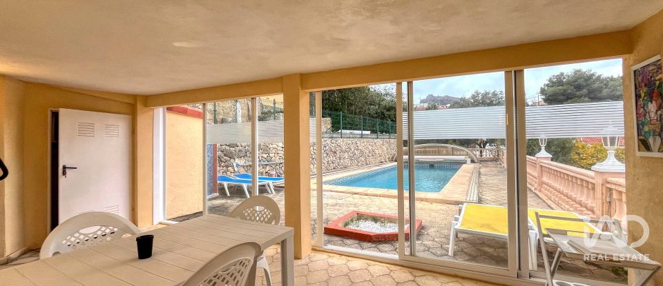 Casa de muntanya 3 habitacions de 191 m² a Calp (03710)