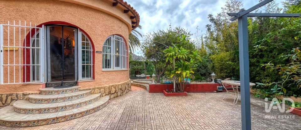 Casa de muntanya 3 habitacions de 191 m² a Calp (03710)