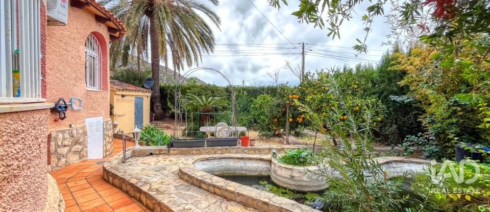 Casa de muntanya 3 habitacions de 191 m² a Calp (03710)