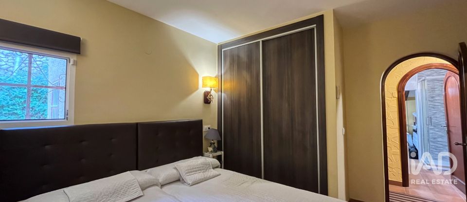 Casa de muntanya 3 habitacions de 191 m² a Calp (03710)