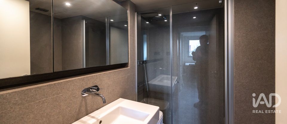 Pis 2 habitacions de 132 m² a Barcelona (08019)