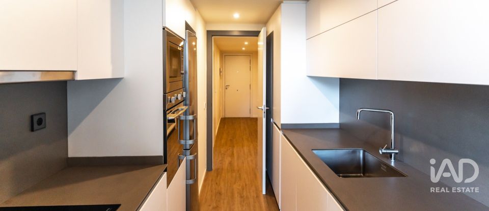 Pis 2 habitacions de 132 m² a Barcelona (08019)