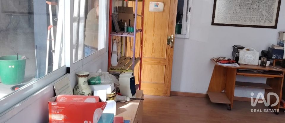 Botiga / Local comercial de 300 m² a El Chaparral (18290)