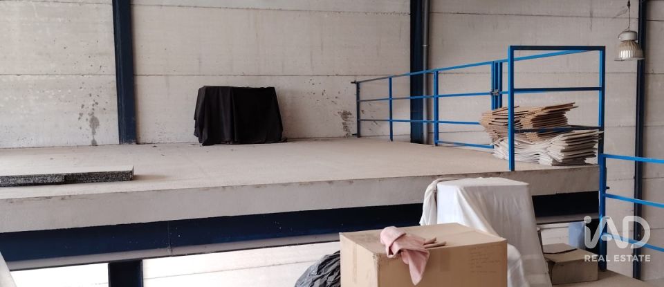 Botiga / Local comercial de 300 m² a El Chaparral (18290)