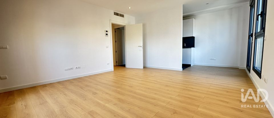 Pis 3 habitacions de 120 m² a Barcelona (08014)
