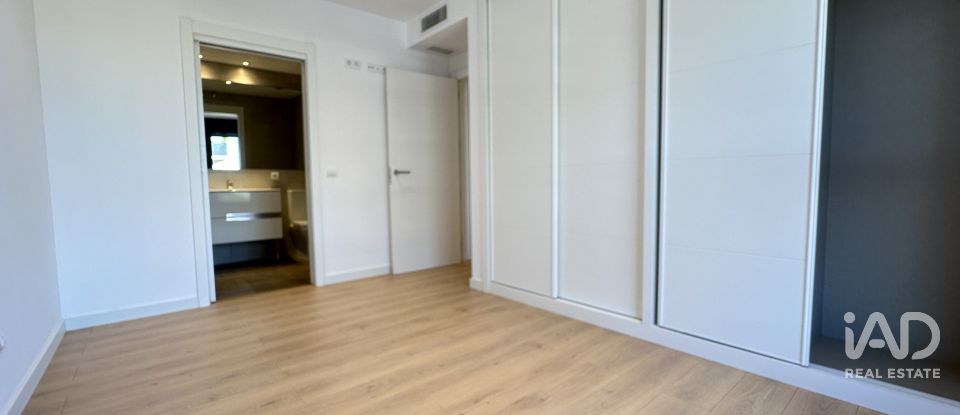 Pis 3 habitacions de 120 m² a Barcelona (08014)