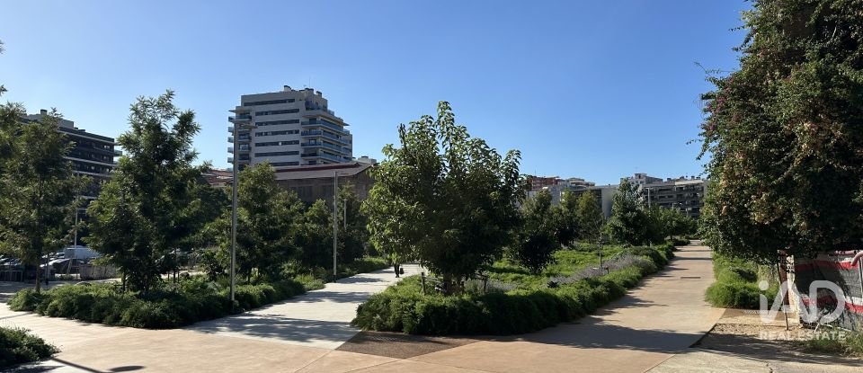 Pis 3 habitacions de 120 m² a Barcelona (08014)