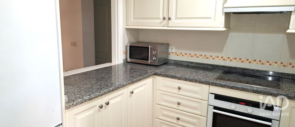 Appartement 3 chambres de 138 m² à Cancelada (29688)