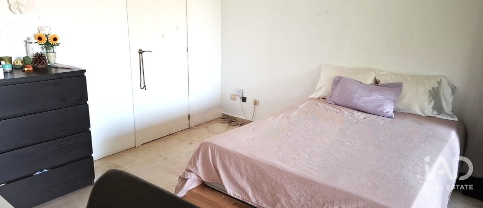 Appartement 3 chambres de 138 m² à Cancelada (29688)