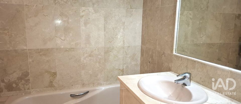 Appartement 3 chambres de 138 m² à Cancelada (29688)