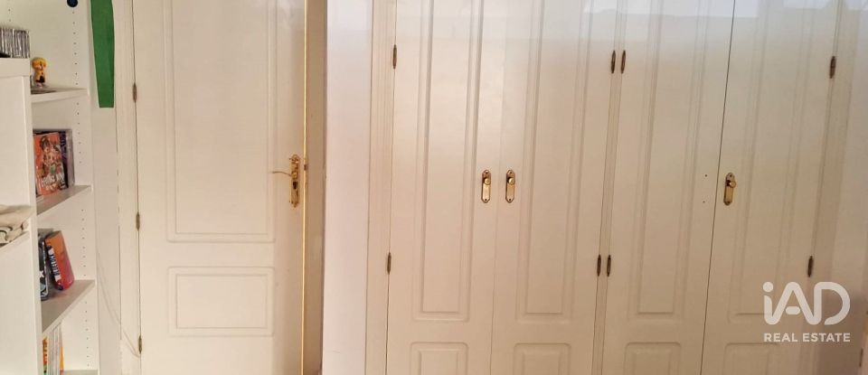 Appartement 3 chambres de 138 m² à Cancelada (29688)