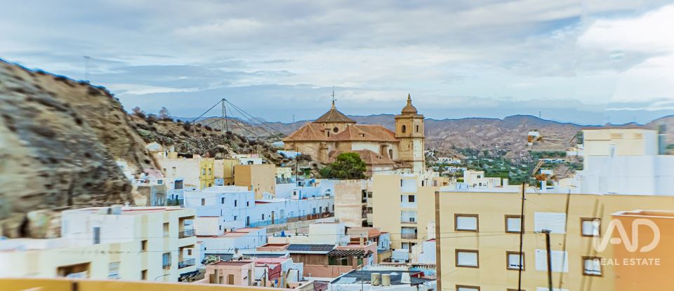 Casa de pueblo 3 habitaciones de 63 m² en Gádor (04560)
