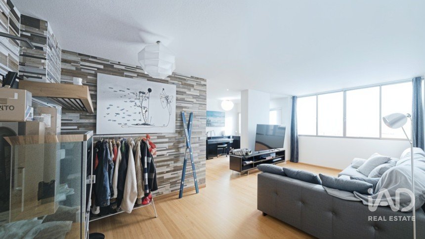 Apartment 2 bedrooms of 71 m² in Barcelona (08038)