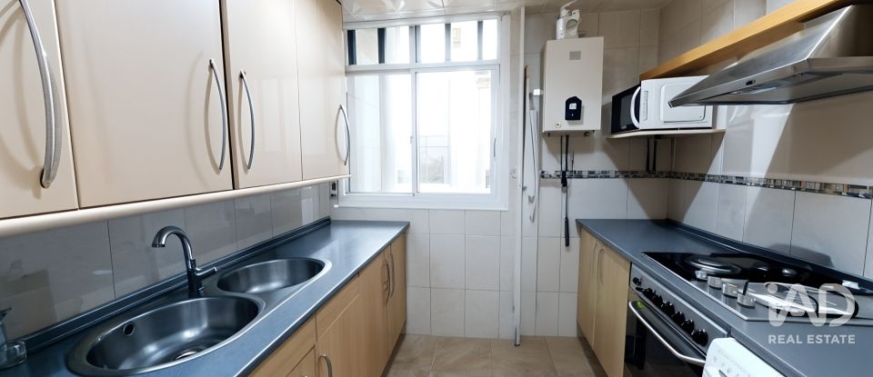 Apartment 2 bedrooms of 71 m² in Barcelona (08038)