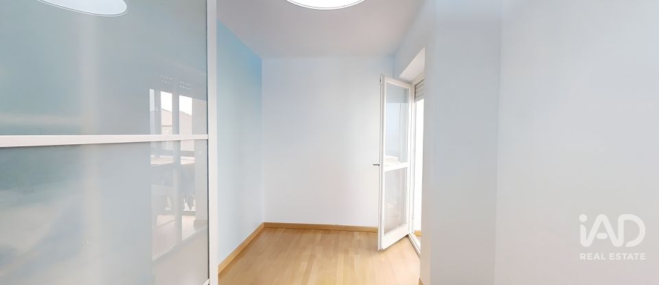 Apartment 2 bedrooms of 71 m² in Barcelona (08038)