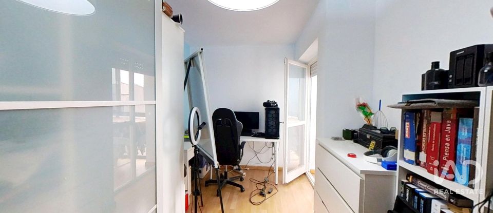 Apartment 2 bedrooms of 71 m² in Barcelona (08038)