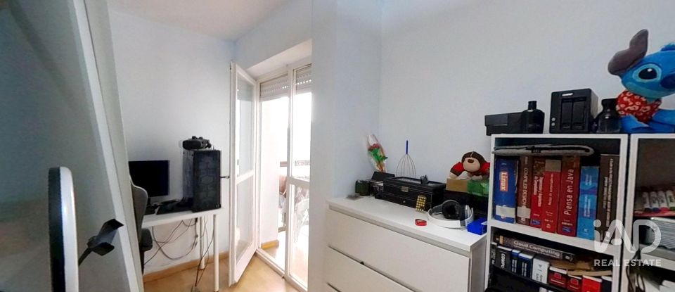 Apartment 2 bedrooms of 71 m² in Barcelona (08038)
