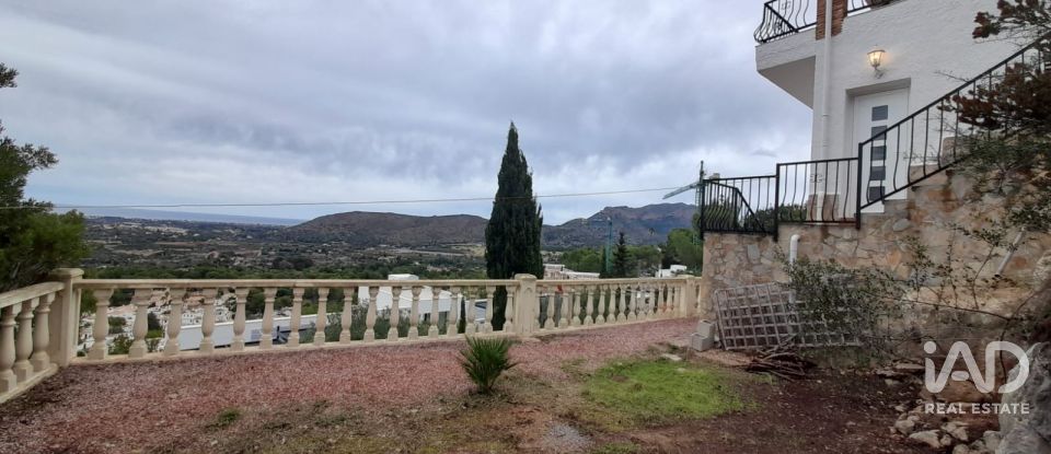 Casa rústica 4 habitaciones de 145 m² en Pedreguer (03750)