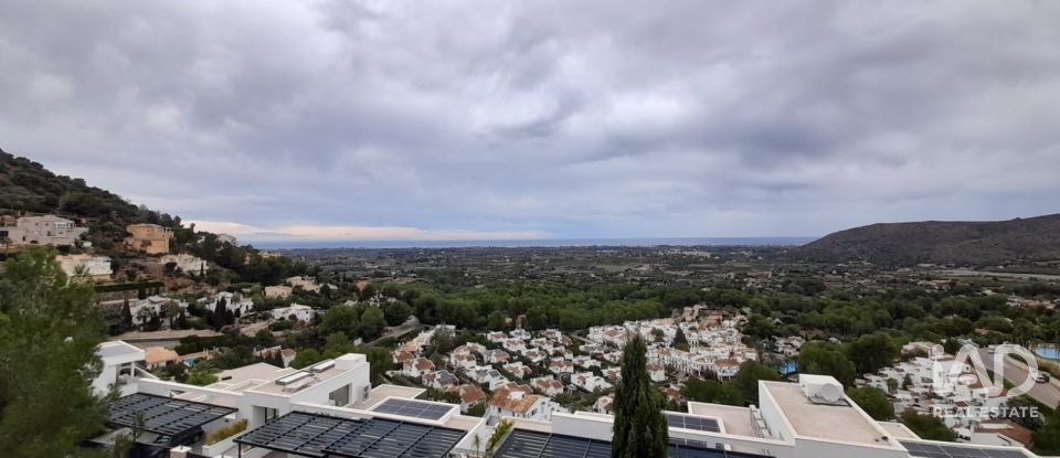 Casa rústica 4 habitaciones de 145 m² en Pedreguer (03750)