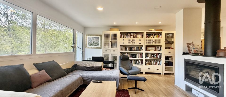 Châlet 4 chambres de 183 m² à Nucleo Orbeta (03795)