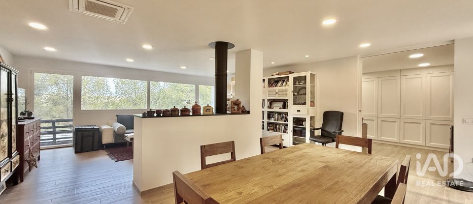 Châlet 4 chambres de 183 m² à Nucleo Orbeta (03795)