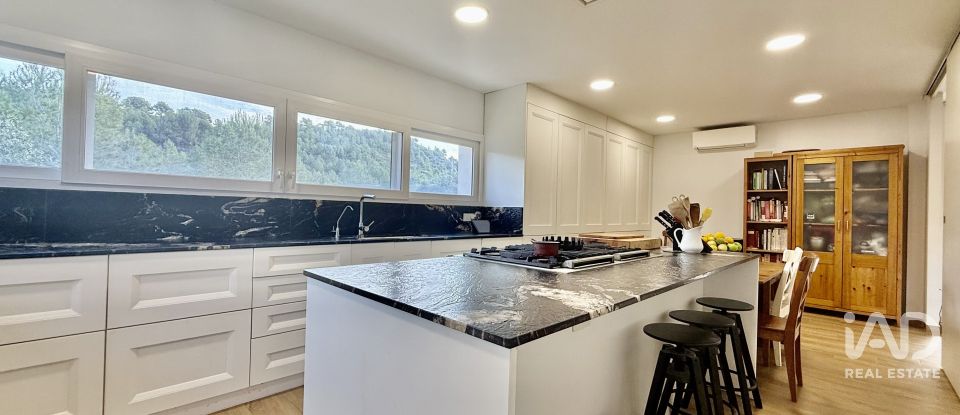 Châlet 4 chambres de 183 m² à Nucleo Orbeta (03795)