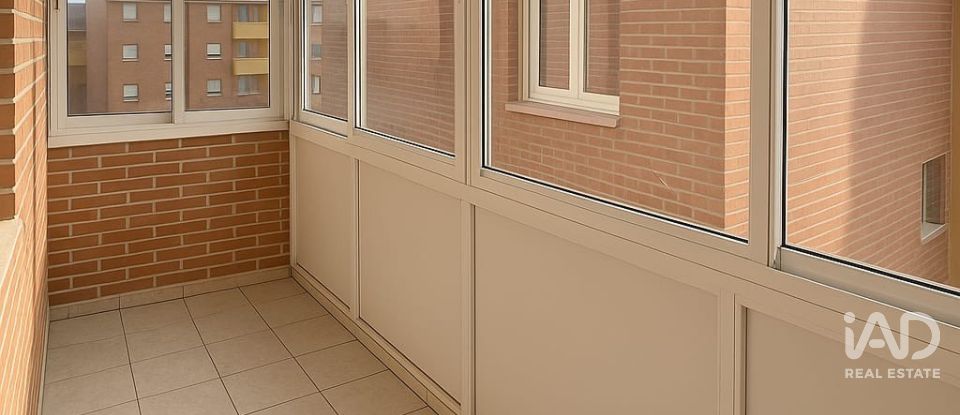 Pis 3 habitacions de 75 m² a León (24009)