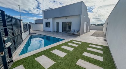 Casa 3 habitacions de 112 m² a Barrio Los Hortelanos (03191)