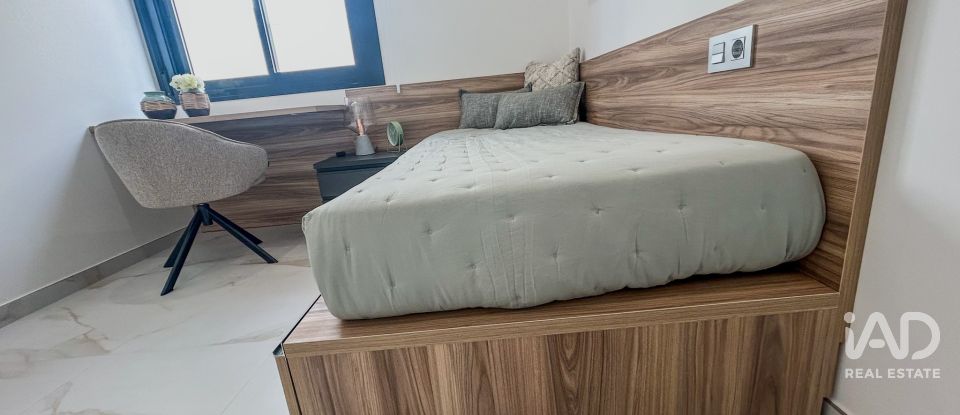 Casa 3 habitaciones de 112 m² en Barrio Los Hortelanos (03191)