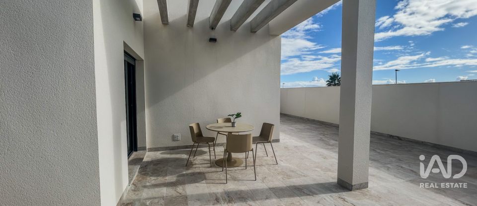 Casa 3 habitaciones de 112 m² en Barrio Los Hortelanos (03191)