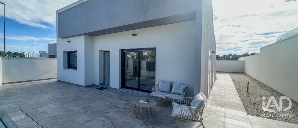 Casa 3 habitaciones de 112 m² en Barrio Los Hortelanos (03191)