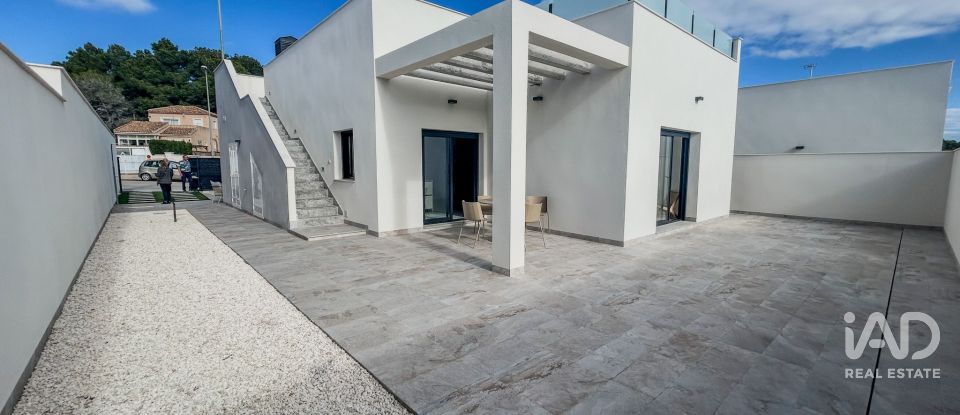 Casa 3 habitaciones de 112 m² en Barrio Los Hortelanos (03191)