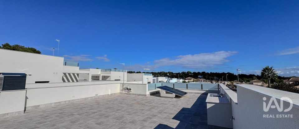 Casa 3 habitaciones de 112 m² en Barrio Los Hortelanos (03191)